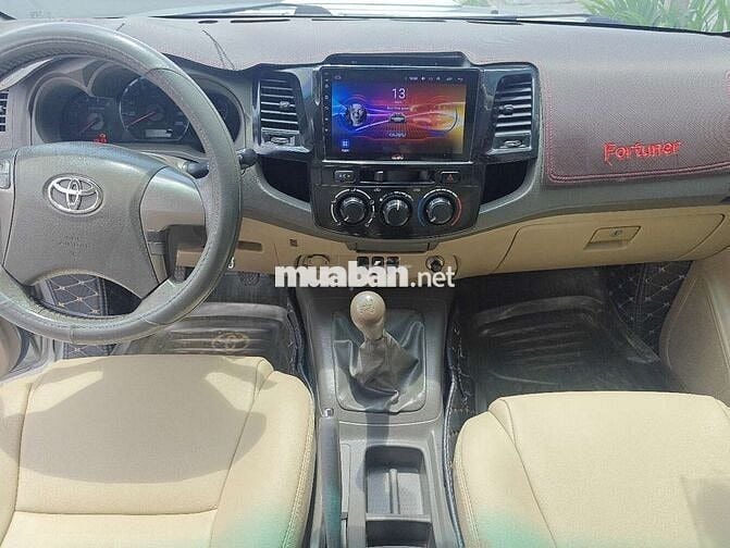 Toyota Fortuner 2013 MT Dầu