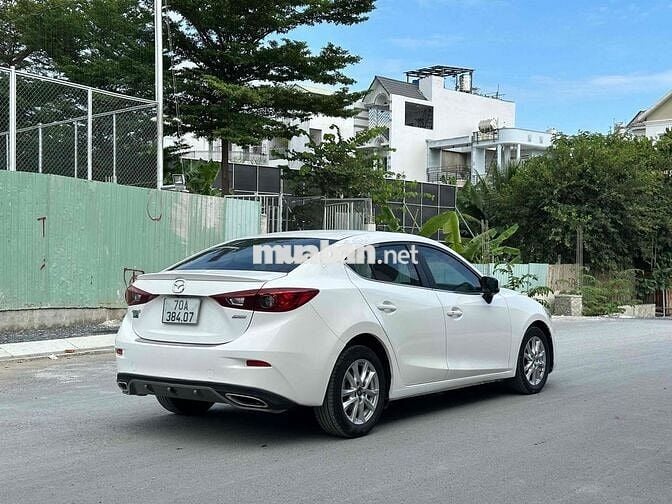 Mazda 3 2019 1.5L Luxury - 72000 km