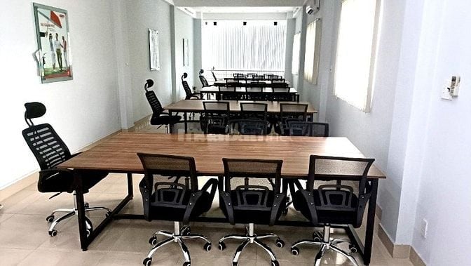 Toà nhà Văn phòng Mặt tiền Phạm Văn Đồng, Bình Thạnh - DT 93M²(4.2x22)