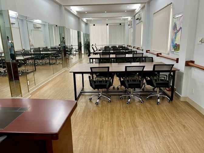 Toà nhà Văn phòng Mặt tiền Phạm Văn Đồng, Bình Thạnh - DT 93M²(4.2x22)