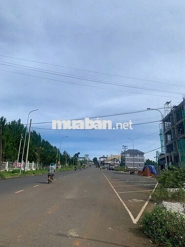 Chủ cần bán lô đất ngộp thổ cư hơn 800m2 giá 790tr