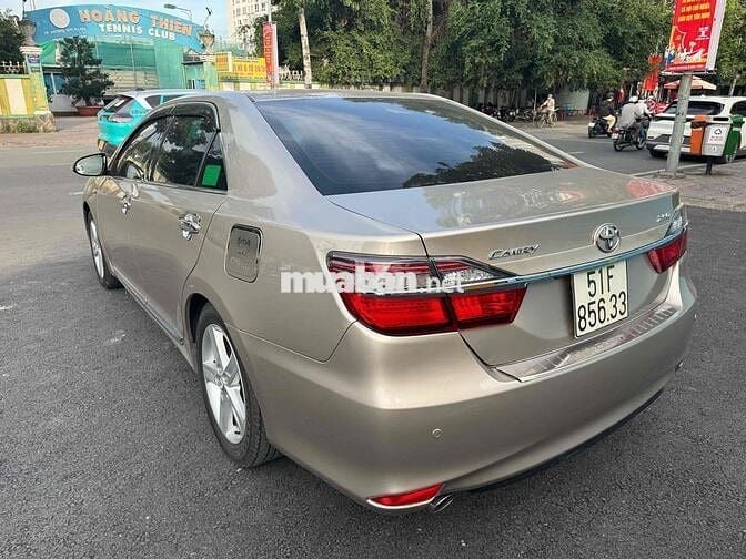 Toyota Camry 2016 2.5Q - 22000 km