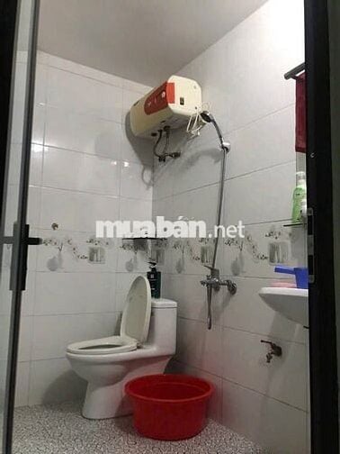 Thím e đang cần bán nhà 4t,45m tại Ngô Thì Sĩ,Hà Đông ,ngõ to chỉ 8t