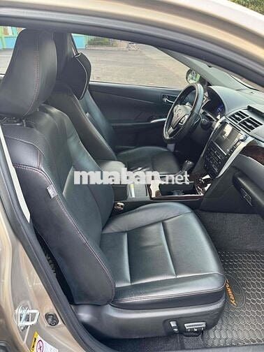 Toyota Camry 2016 2.5Q - 22000 km