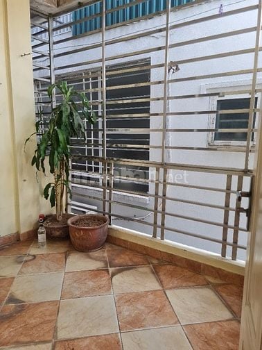 Cho thuê cả nhà số 3 ngách 1 ngõ Kiến Thiết
