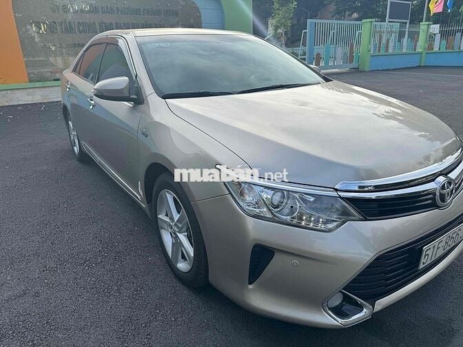Toyota Camry 2016 2.5Q - 22000 km