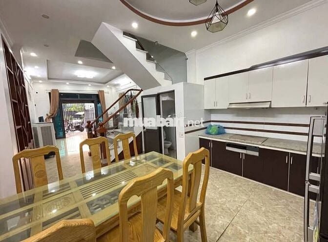 Bác Thoa bán nhà 4t,45m tại phố Phan Đình Giót,Hà Đông,ngõ to chỉ 8t