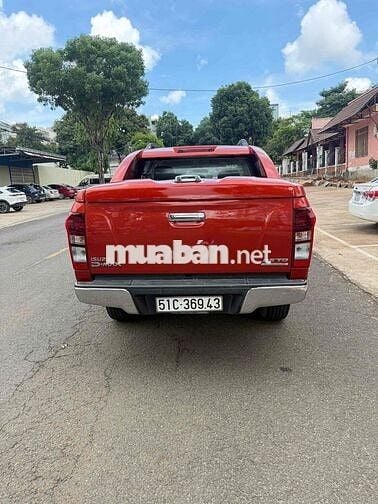 Isuzu Dmax 2016 LS 2.5 4x2 MT - 100000 km