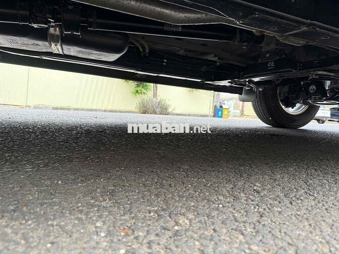 Isuzu Dmax 2016 LS 2.5 4x2 MT - 100000 km