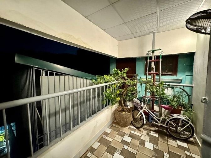 NHÀ ĐẸP TRẦN KHÁT CHÂN - Ở NGAY, NỘI THẤT ĐẦY ĐỦ.