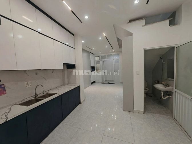 Nhà đẹp Đông Ngạc, Bắc Từ Liêm, 41m2, 30m ra ô tô, 4 tầng, 6.5 tỷ