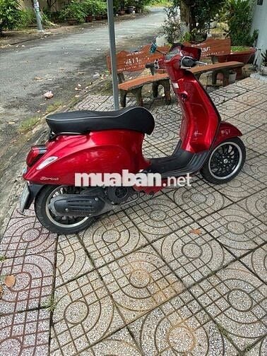 Vespa Sprint 2022 ( Đỏ )