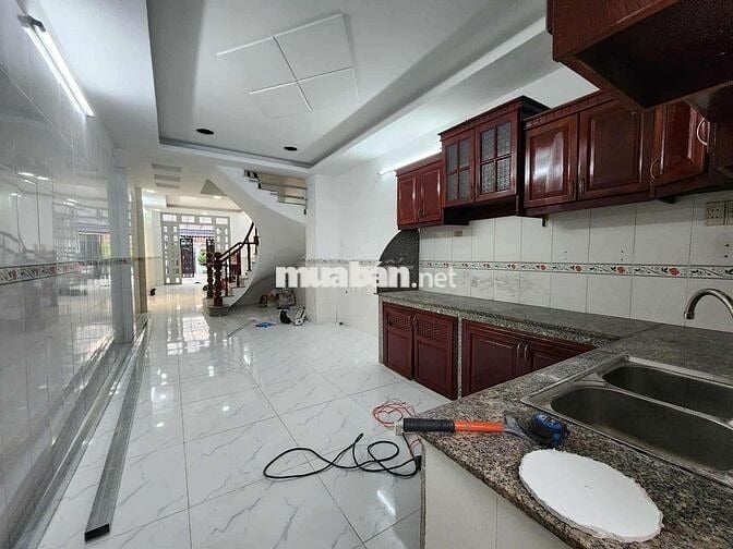 NHÀ 3 TẦNG BTCT MỚI ĐẸP, 104M2, MT ĐƯỜNG NHỰA TTN, GIÁ RẺ CHỈ 5.25 TỶ