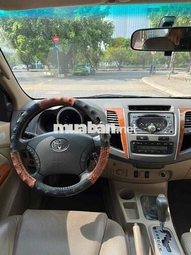 TOYOTA FORTUNER 2.7V HAI CẦU MÁY XĂNG