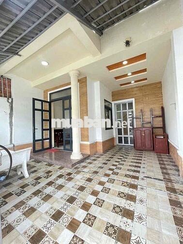 Nhà trệt lầu 3 phòng KDC Nam Long 2
