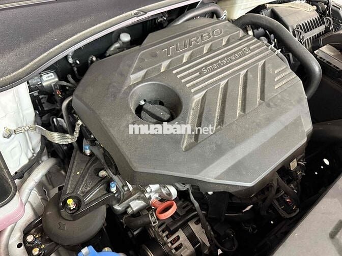 Hyundai Custin 2023 Cao Cấp 2.0T - 5000 km