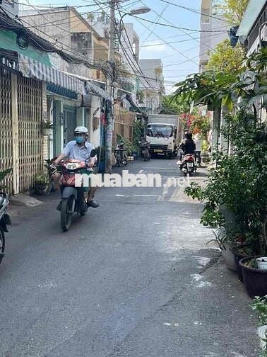 5,39tỷ- dt 48m2, bán nhà Quận 6, Tân Hoà Đông, 2 tầng, 2 Pn, sổ riêng