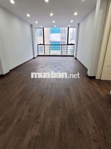 Mặt phố Cát Linh- Hào Nam- An Trạch. Mặt phố VH- KD. 63m 5 tầng 29..tỷ