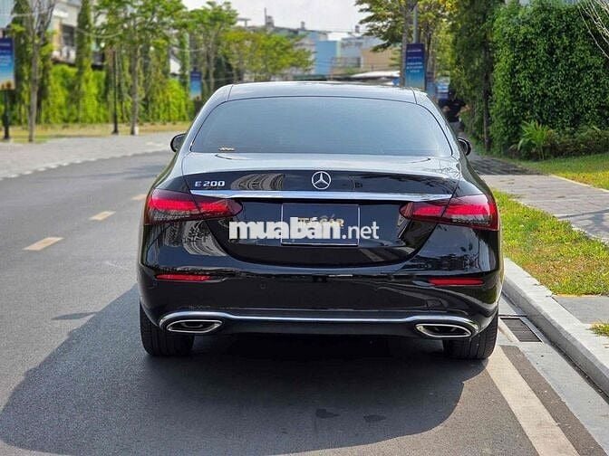E200 Exclusive 2022 Siêu Lướt