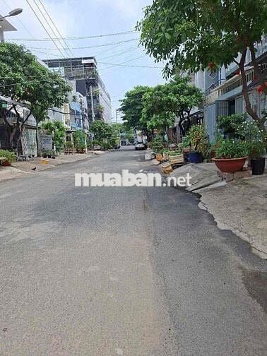 lô đất đẹp trung chánh hocmon. đường 12m tô ký vào 1/ giá 4,75tỷ