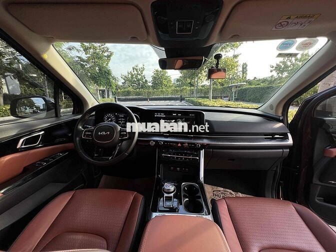 Kia Carnival 2023 Signature 2.2D - 22000 km