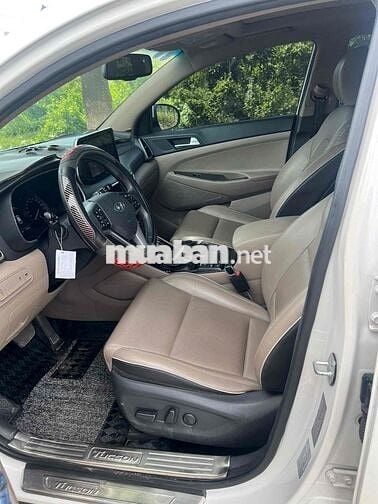 Hyundai Tucson 2017 1.6 AT Turbo - 65000 km