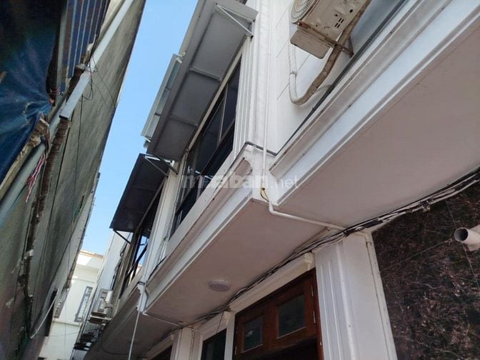 Bán nhà ngay thị trấn chúc sơn. Cách phố chỉ 30m.lh:0868823033