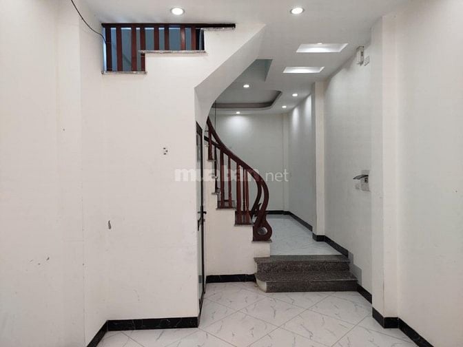 Bán nhà ngay thị trấn chúc sơn. Cách phố chỉ 30m.lh:0868823033