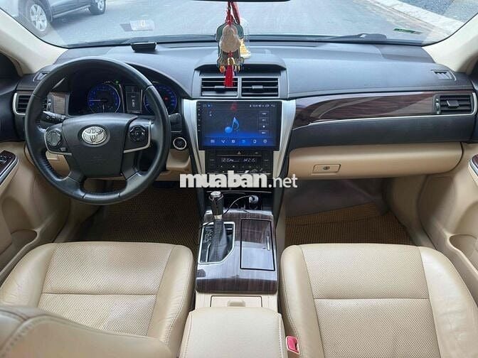 Toyota Camry 2017 2.0E bao thầy thợ test