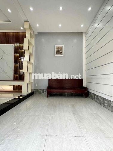 Bán Nhà Lầu Góc 2 Mặt Tiền Hẻm 52 Hùng Vương Cạnh VinCom