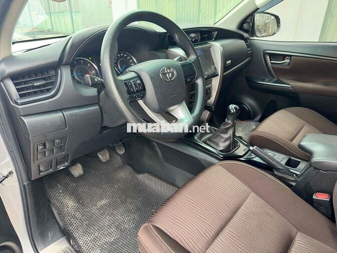 Toyota Fortuner 2018 Số Sàn