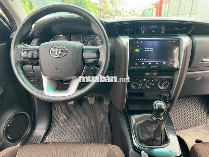 Toyota Fortuner 2018 Số Sàn
