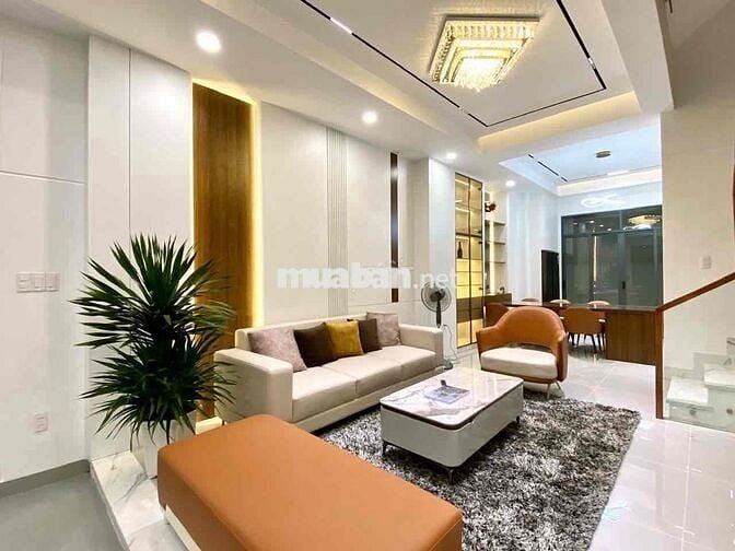 Nhà Phố Tân Cổ Điển Mới Xây Phú Thuận Quận 7