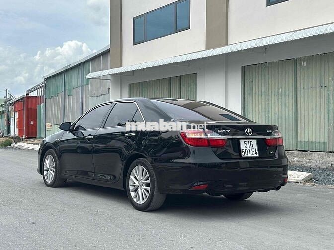 Toyota Camry 2017 2.0E bao thầy thợ test
