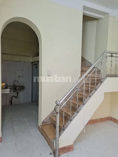 Nhà số 2 Thổ Quan cách Khâm Thiên 2 nhà KD sầm uất, chính chủ