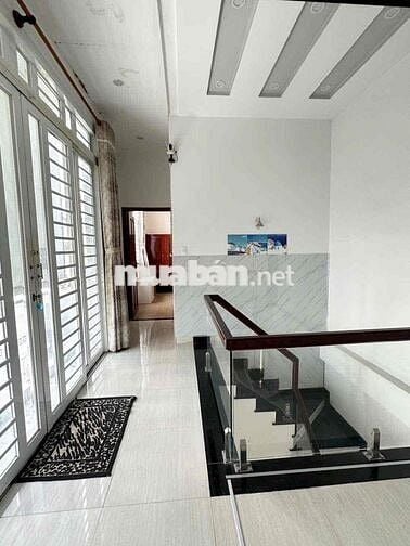 Bán Nhà Lầu Góc 2 Mặt Tiền Hẻm 52 Hùng Vương Cạnh VinCom