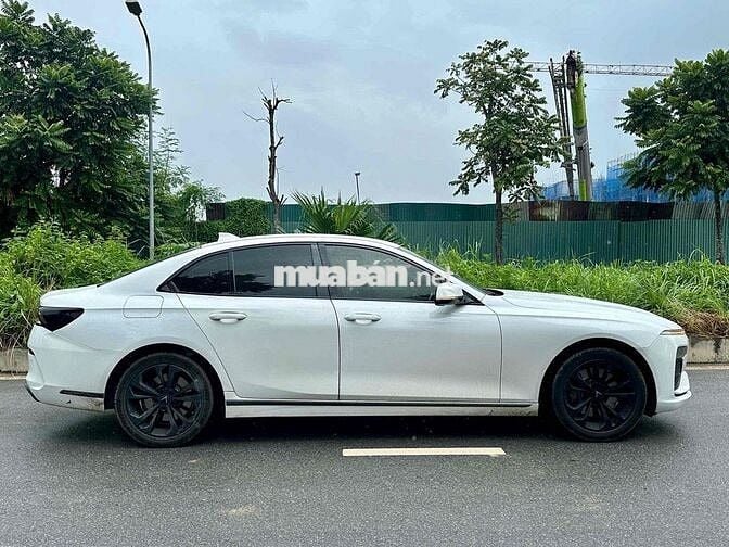 VinFast Lux A2.0 2022 A2.0 Tiêu chuẩn