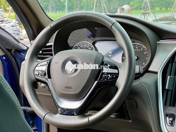 VinFast Lux A2.0 2022 A2.0 Tiêu chuẩn - 29000 km