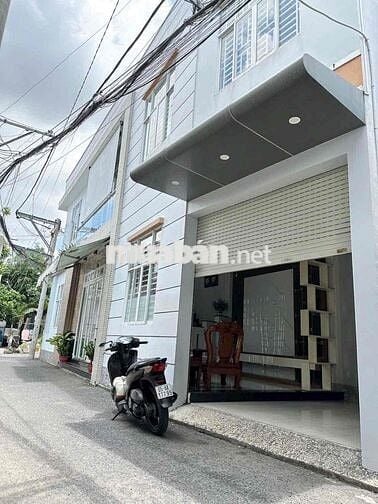 Bán Nhà Lầu Góc 2 Mặt Tiền Hẻm 52 Hùng Vương Cạnh VinCom