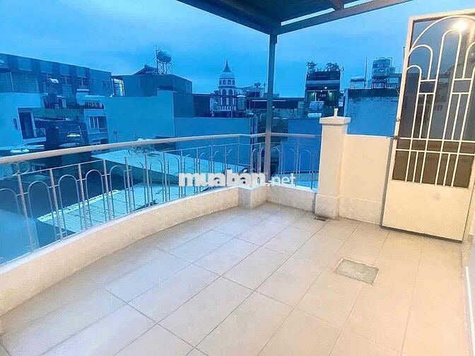 NHÀ SƠN MỚI NGUYÊN CĂN 4 TẦNG 3PN4WC 4,2x9m CMT8 Ở NGAY, KDOL, GĐ Ở,