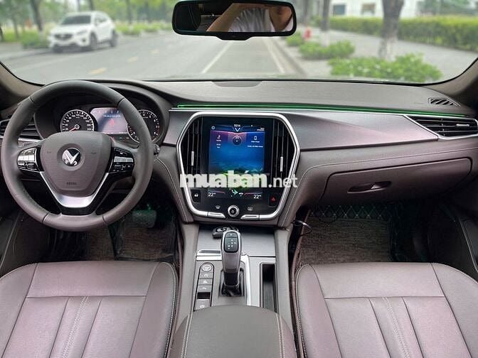 VinFast Lux A base đen 2021, xe đẹp 1 chủ từ đầu