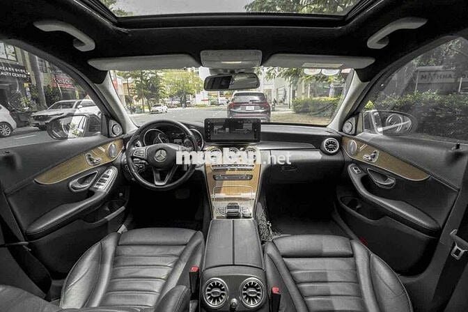 C250 Exclusive - 2017 màu đen siêu lướt rất cọp