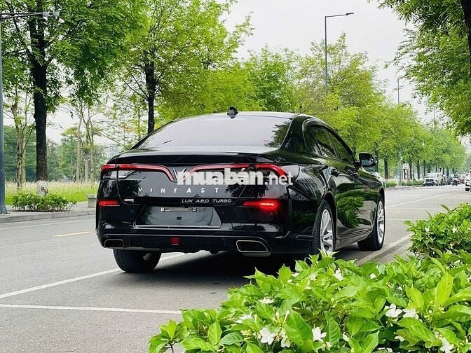 VinFast Lux A base đen 2021, xe đẹp 1 chủ từ đầu