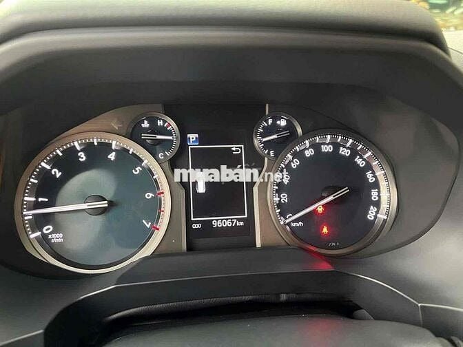 Toyota Land Cruiser Prado VX sx 2019 Full lịch sử