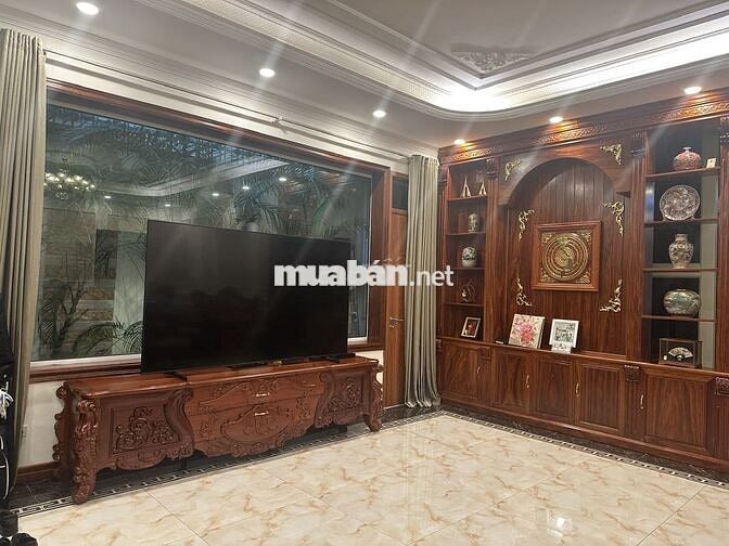 Bán biệt thự Việt Hưng, hoàn thiện siêu đẹp 190m2 vị trí vip, giá rẻ