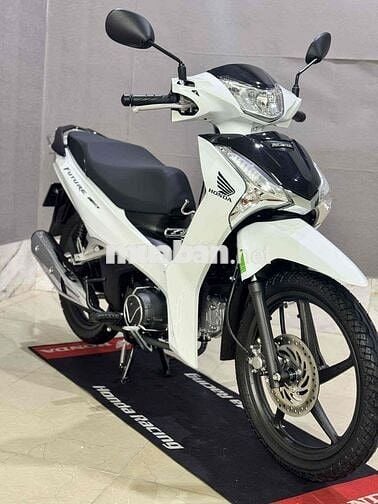 future 2025 - lướt 450km