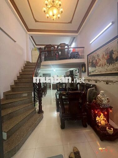 Nhà 3 lầu hẻm xe hơi gần chợ hạt điều ,P.Trung Mỹ Tây