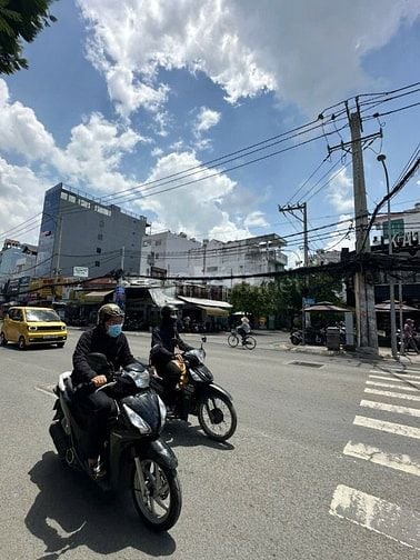 Nhà mặt tiền đường 42 sau lộ giới 2 mặt tiền Nguyễn Thị Thập