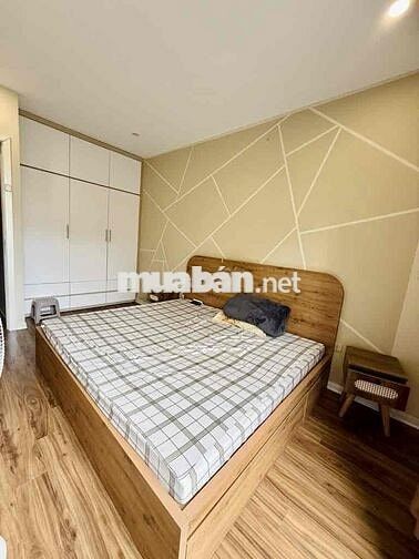 🌺🌺🌺BÁN NHÀ NGỌC LÂM PHỐ CỔ 4TẦNG NGÕ THÔNG VỚI PHỐ NGUYỄN VĂN CỪ - GAR