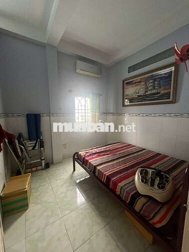 Nhà 3 lầu hẻm xe hơi gần chợ hạt điều ,P.Trung Mỹ Tây